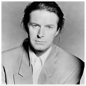 Nobody on the road,
Nobody on the beach